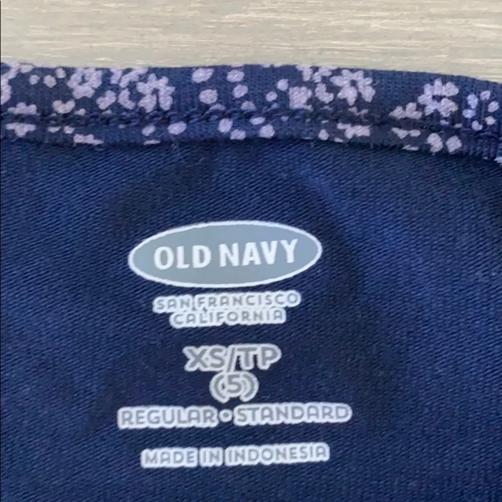 Old Navy NWT Girls Cold Shoulder Paisley Top